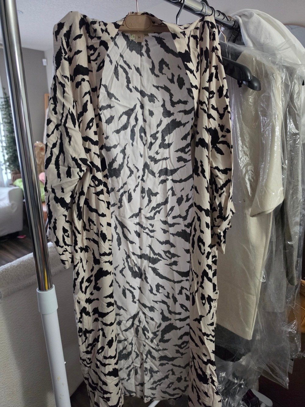 Saltwater LUXE Black and White Animal Print  CARDI Duster Size MEDIUM
